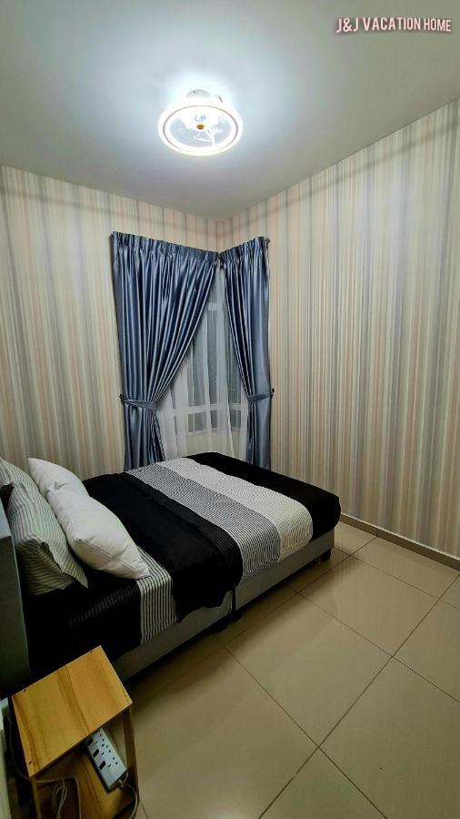 J&J Vacation Home@Novo8 Residence Kampong Tambak Dış mekan fotoğraf