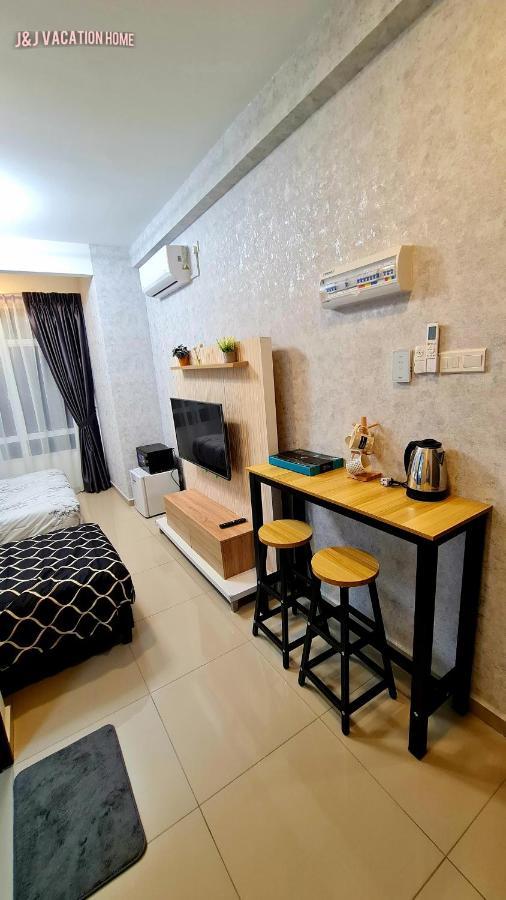 J&J Vacation Home@Novo8 Residence Kampong Tambak Dış mekan fotoğraf
